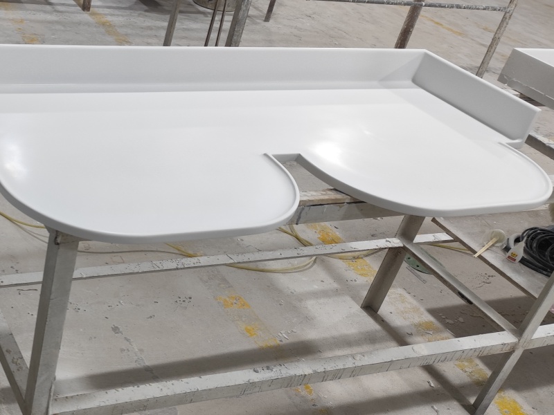 solid surface radius cove